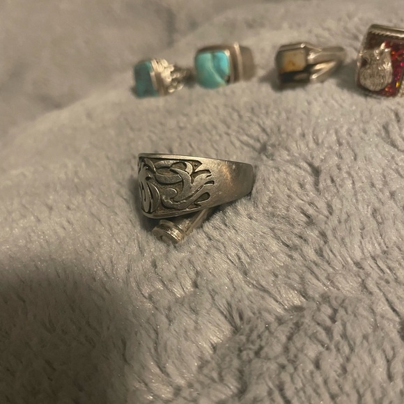 Edward Mirell- black titanium signet ring - Picture 2 of 3